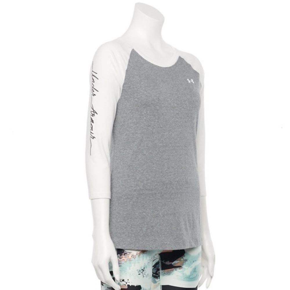 NWT. UNDER ARMOUR Women’s Charged Cotton Colorblock Tee